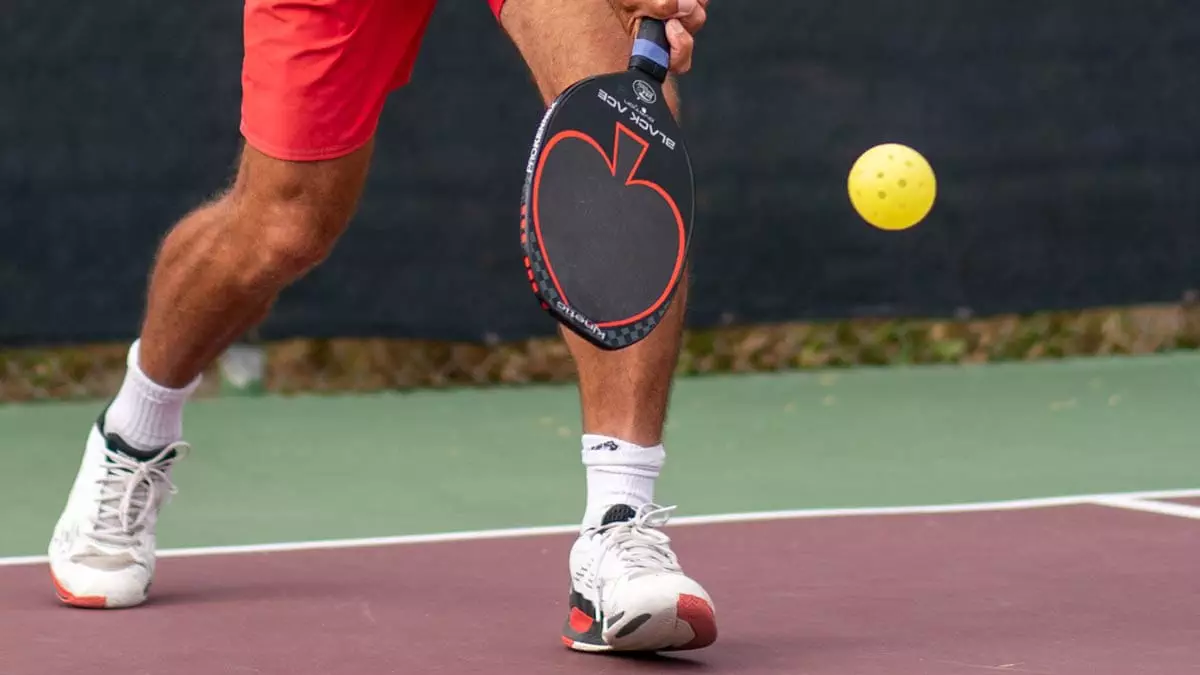 How to Hit a "Dink" Shot in Pickleball