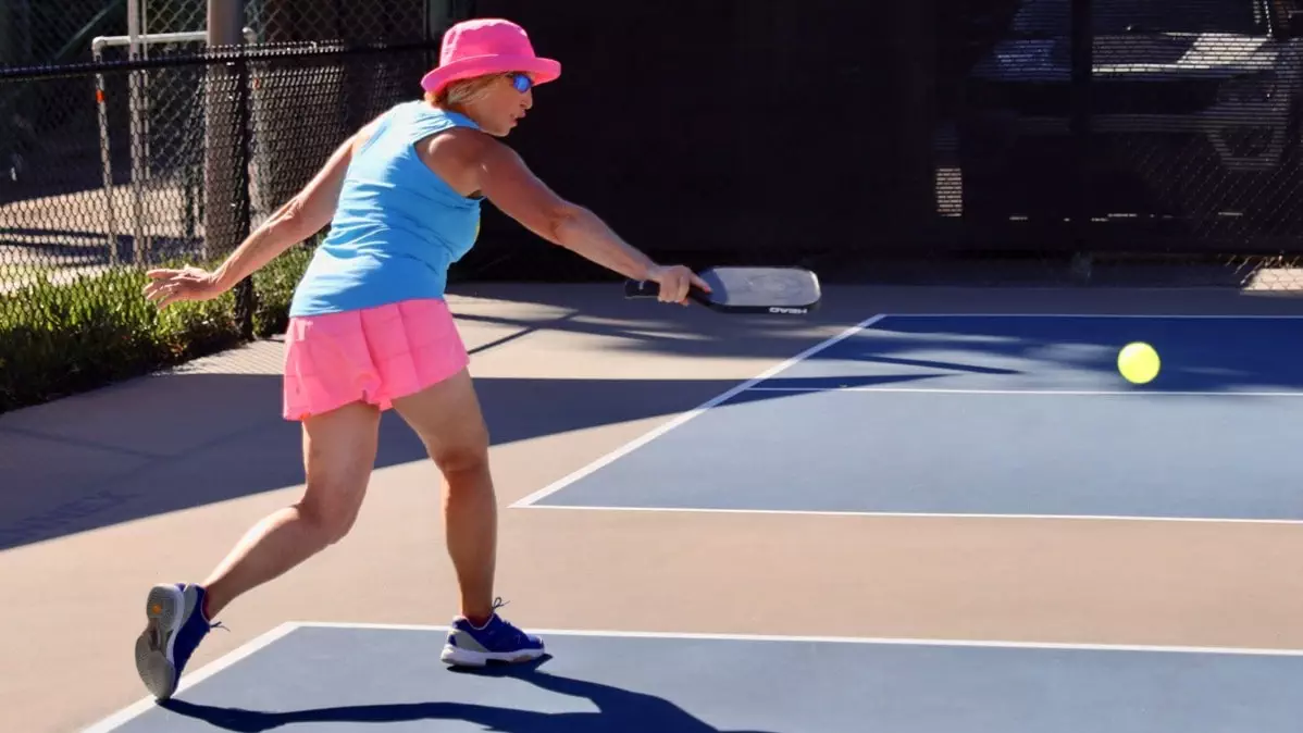 Best Strategy for Returning a Serve in Pickleball