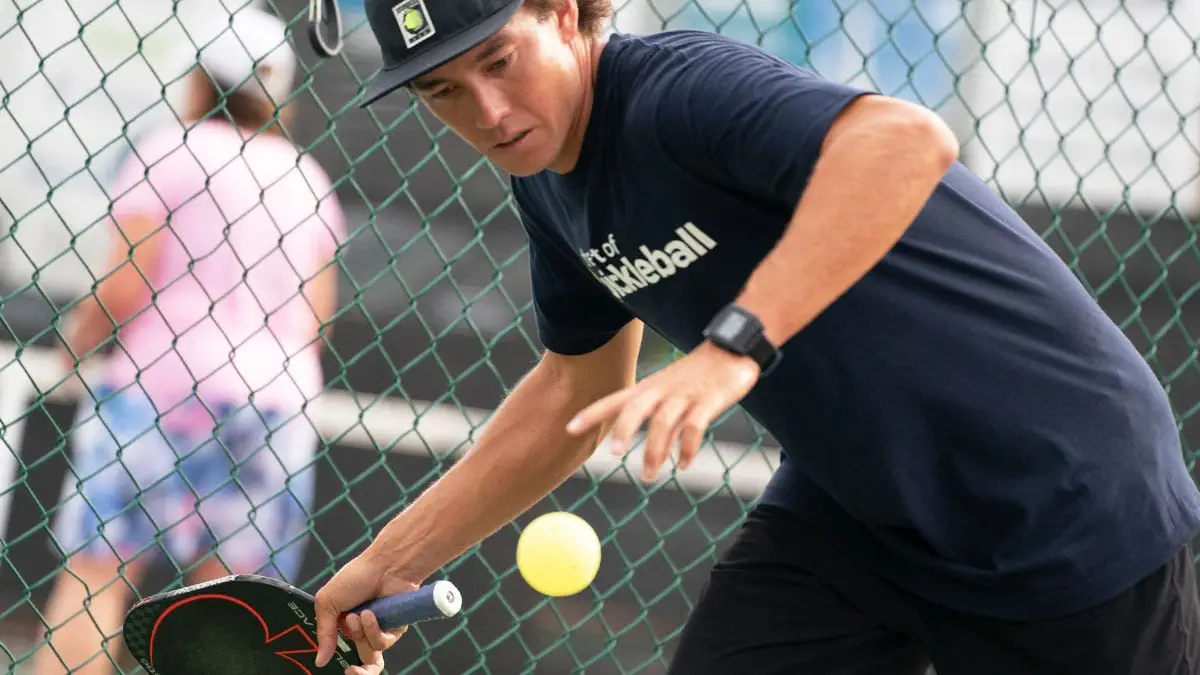 How to Serve Right-Handed in Pickleball