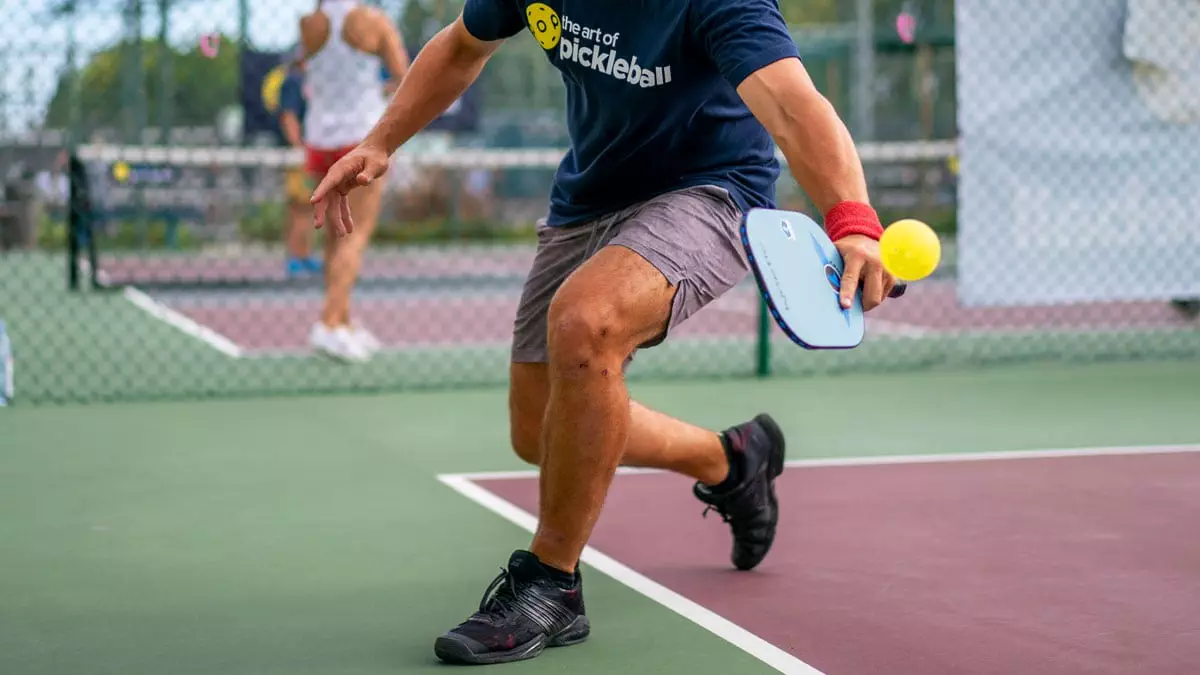 The Best Techniques for Hitting a Backhand Volley in Pickleball
